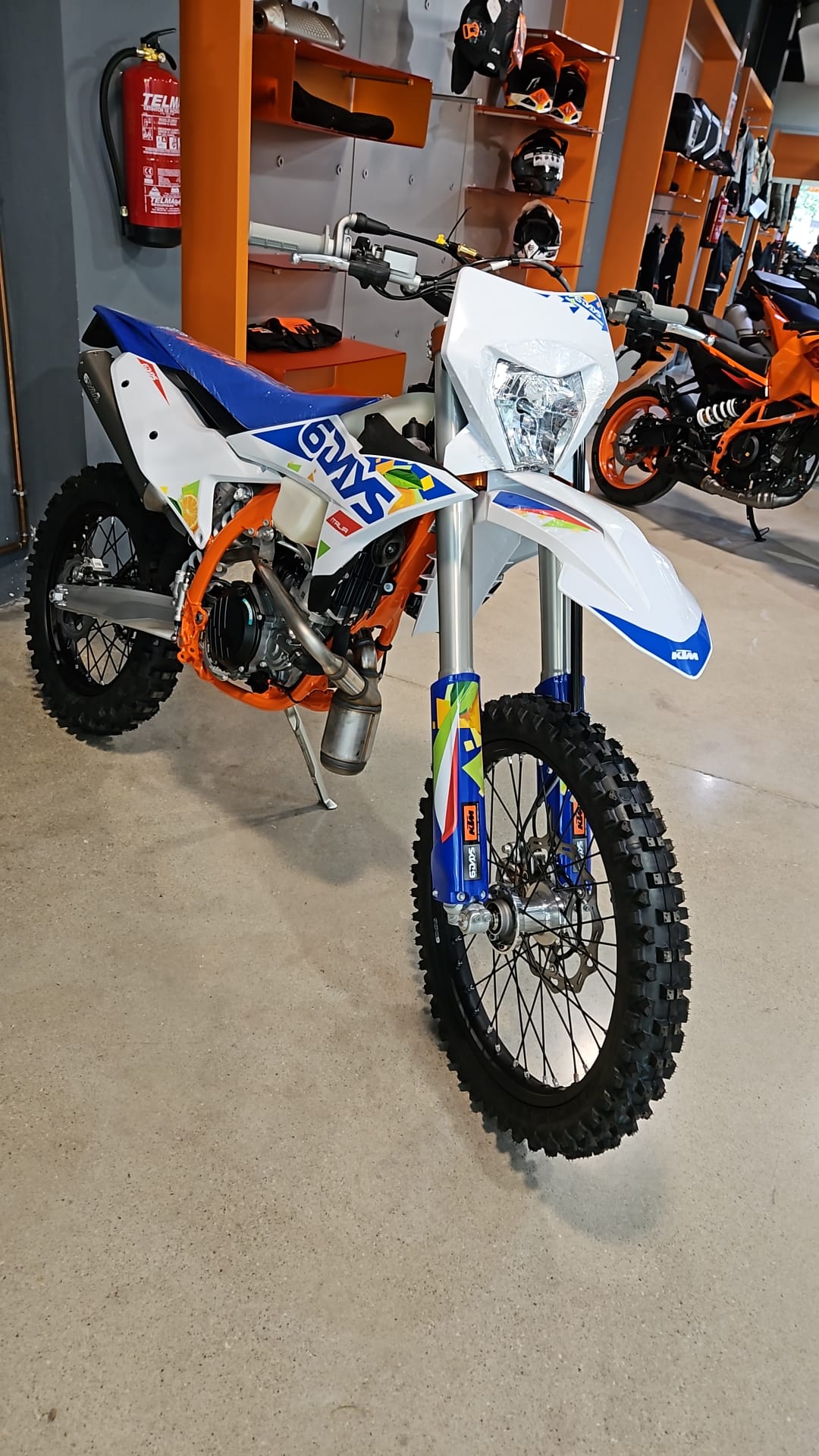 KTM 300 EXC 6DAYS ´26 (NUEVA) - Imagen 3