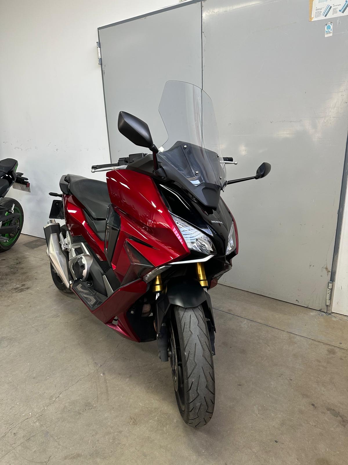 HONDA FORZA 750 ´21 - Imagen 4