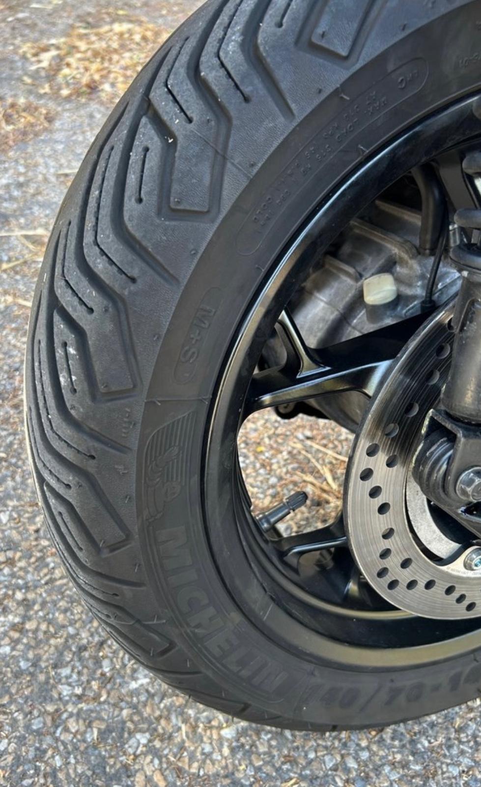 YAMAHA X MAX 300 ´21 - Imagen 6