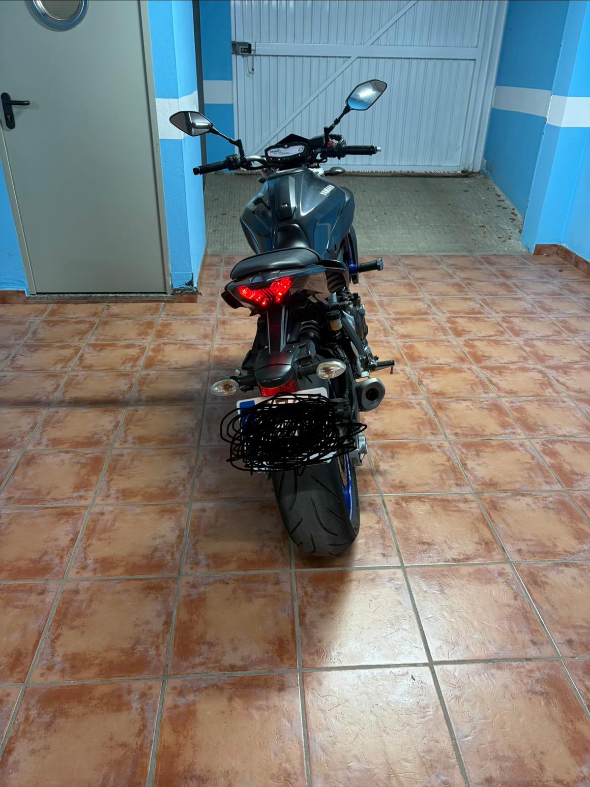 YAMAHA MT07 ´15 - Imagen 4
